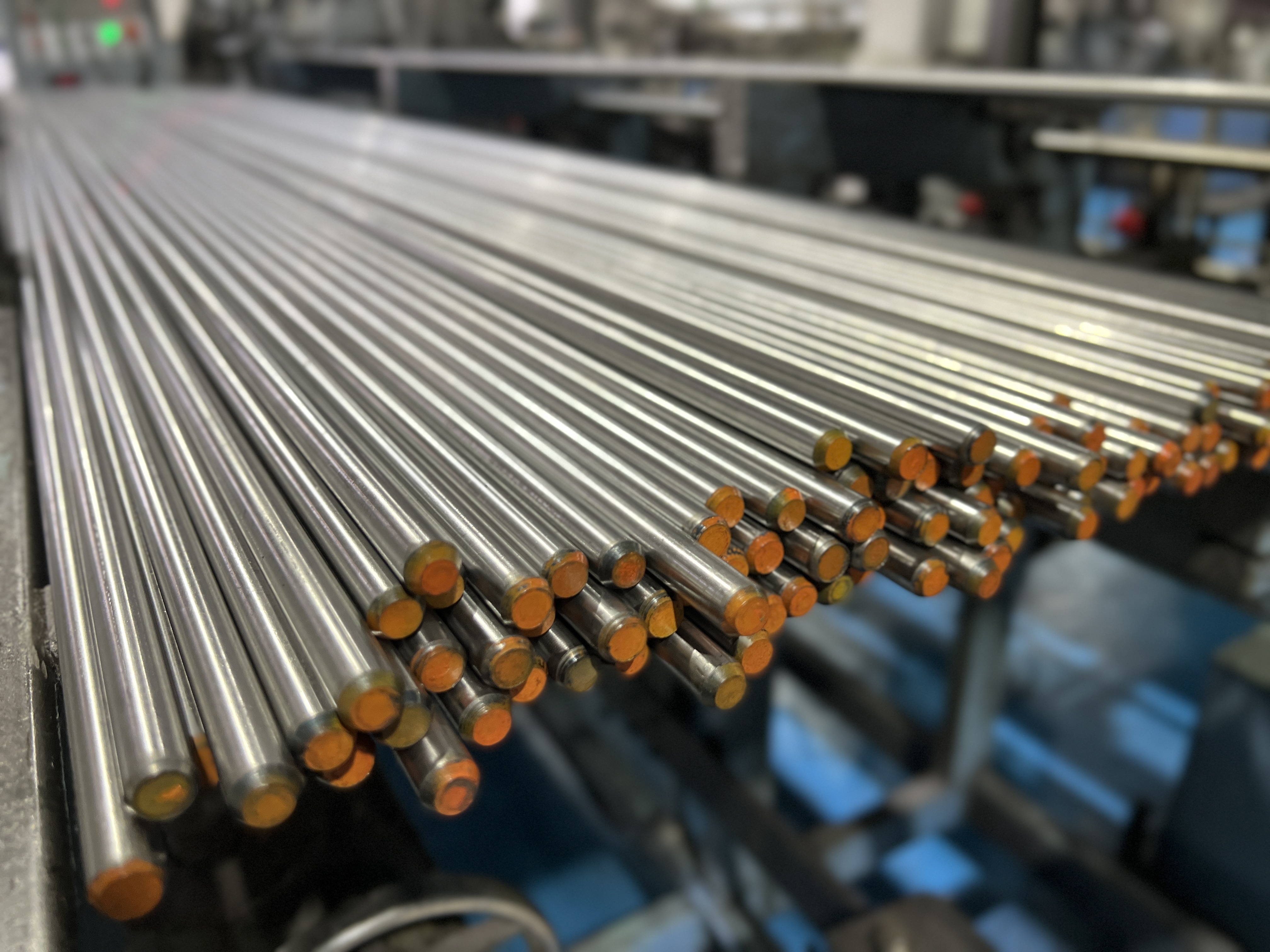 303不銹鋼棒在各行業(yè)的主要應(yīng)用