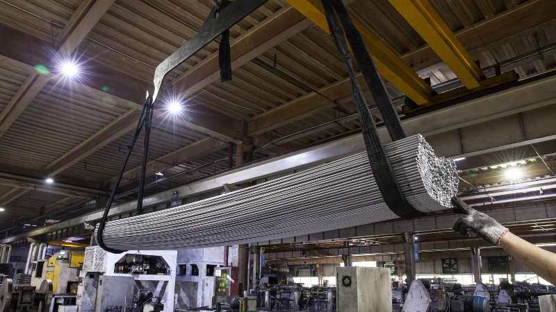 鐵和鋼有啥區(qū)別？不銹鋼又是怎么來(lái)的？